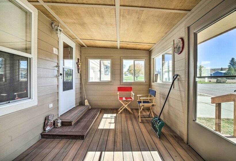 Spacious Glendo House   1 Mi To State Park!