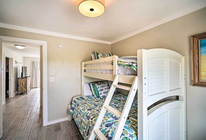 Sunny Gulf Shores Haven, 3 Mi To Fort Morgan!