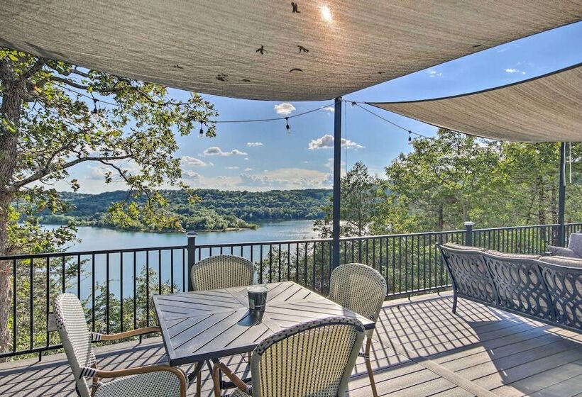 Table Rock Lake Hideaway W/ Deck: Bring Your Boat!