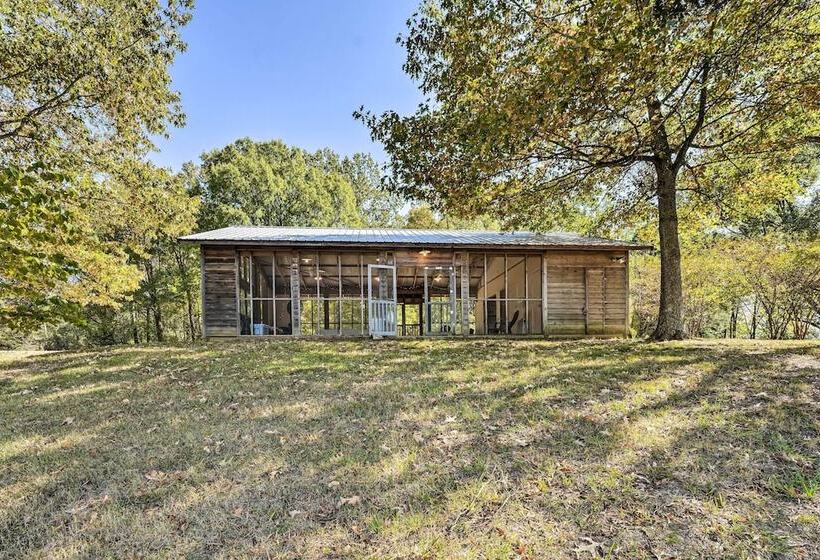 Unique Loft Cabin: Fire Pit & Fishing Access!