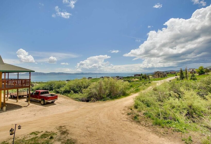 Updated Cabin W/ Views ~ 1 Mi To Bear Lake!