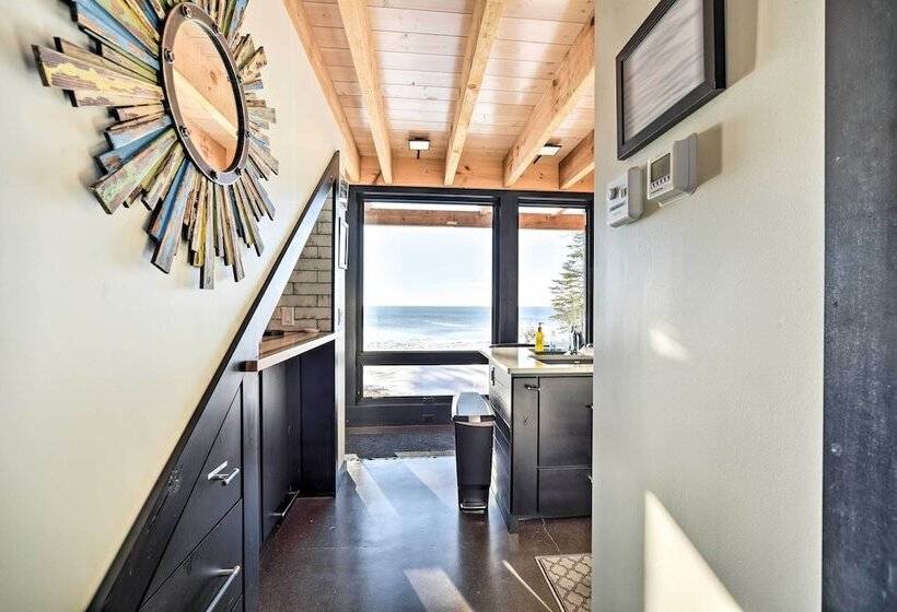 Waterfront Cabin On Lake Superior W/ Fire Pit