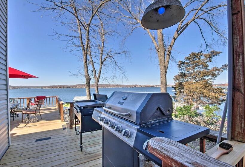 Bittersweet Lakefront Retreat  In Lake Ozark!