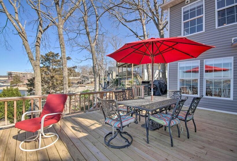 Bittersweet Lakefront Retreat  In Lake Ozark!