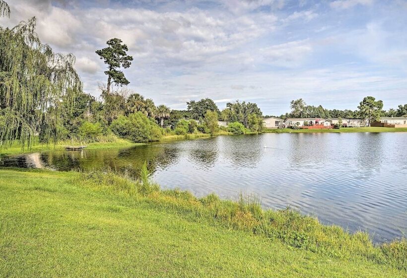 Pet Friendly Home W/ Fire Pit In Myrtle Beach