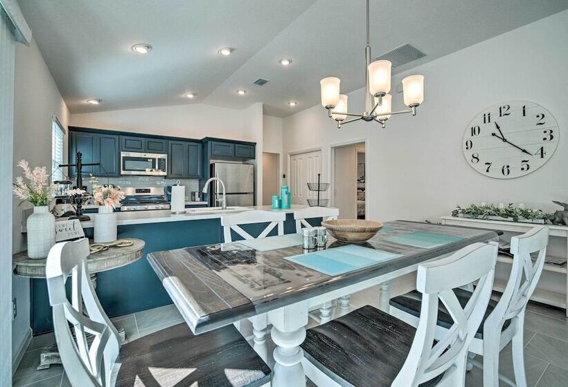 Home In The Villages: Golf Cart & Amenity Access