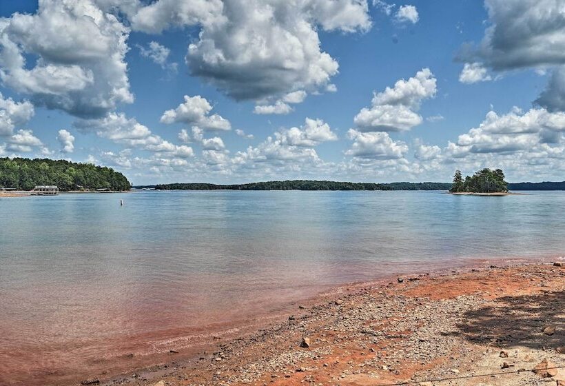 Chic House W/ Private Dock On Lake Hartwell!
