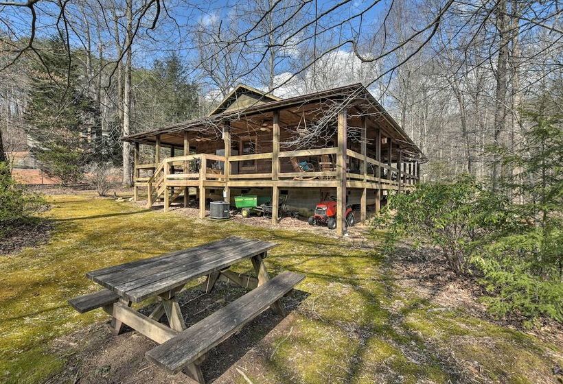 Creekside Marietta Cabin Retreat W/ Fire Pit!