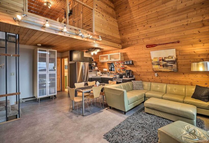 Crofton Cabin W/ Tiki Hut & Water Views!