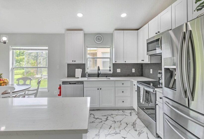 Davenport Home W/ Lanai & Pool: 10 Mi To Disney!