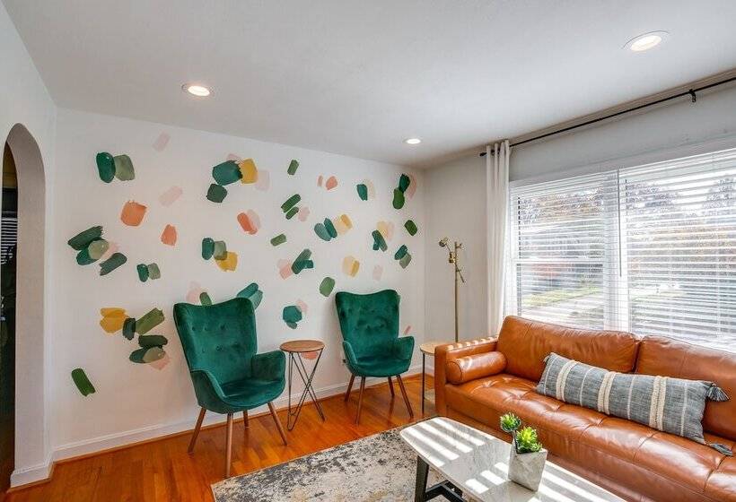 Dreamy St Charles Retreat W/ Furnished Patio!