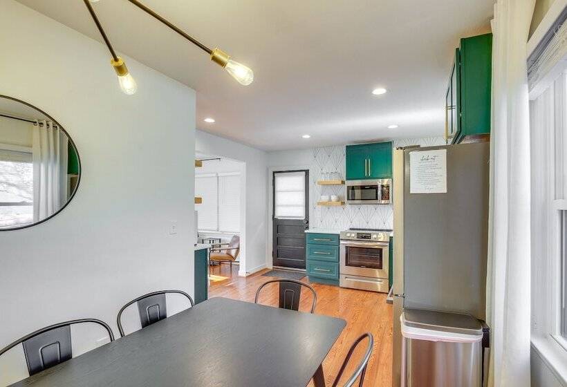 Dreamy St Charles Retreat W/ Furnished Patio!