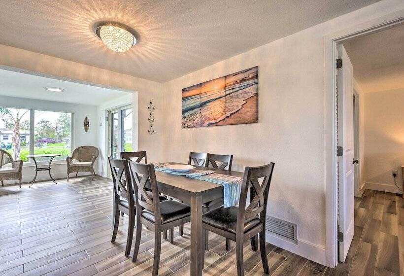 Englewood Escape W/ Screened In Pool & Grill!