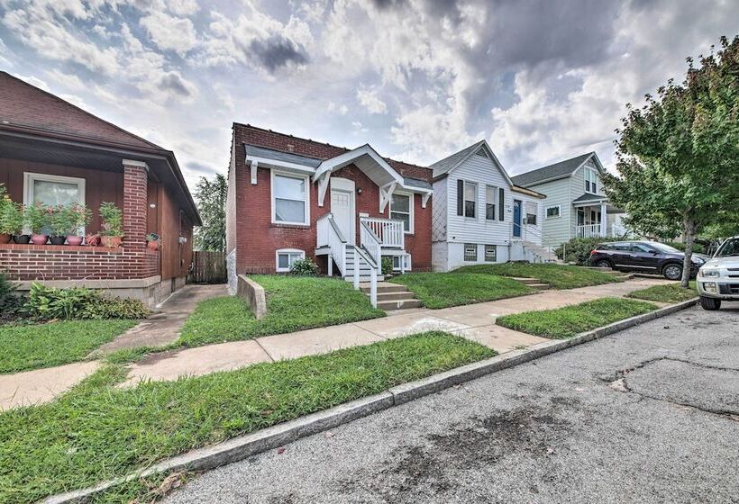 Family Friendly St Louis Home < 6 Mi To Dtwn!