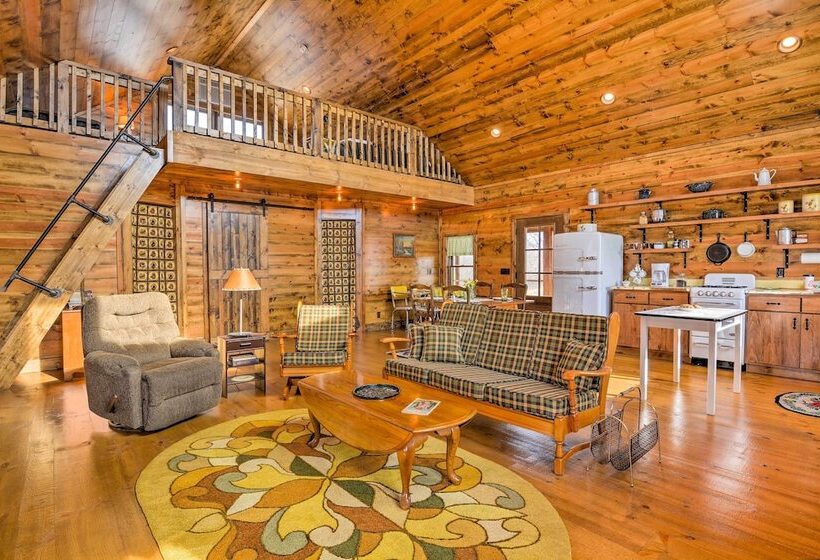 Greenfield Cabin W/ Screened In Porch & Fire Pit!