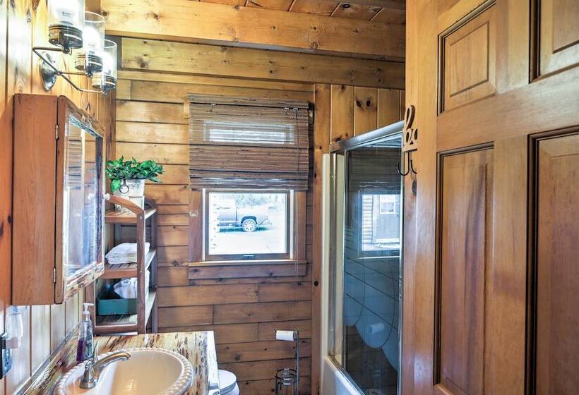 Lake Broward Cabin W/ Private Boat Launch & Dock!