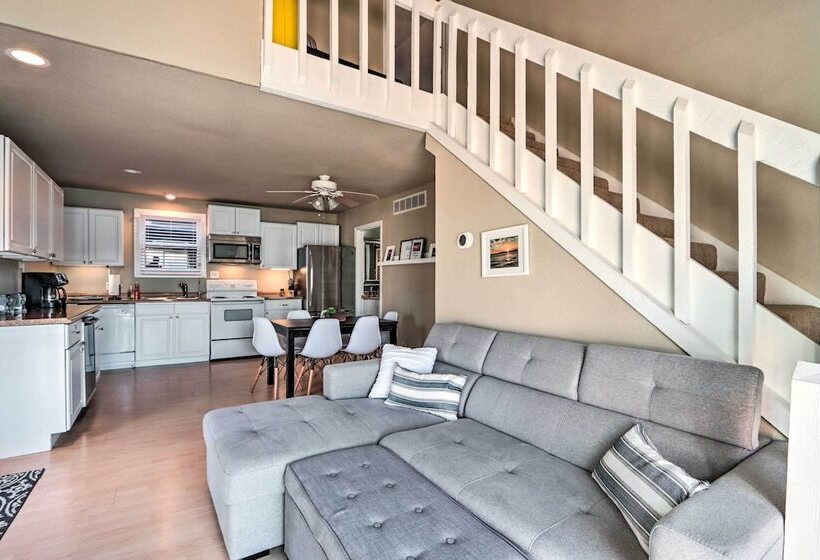 Dock + Slip: Lakefront Linn Creek Home!