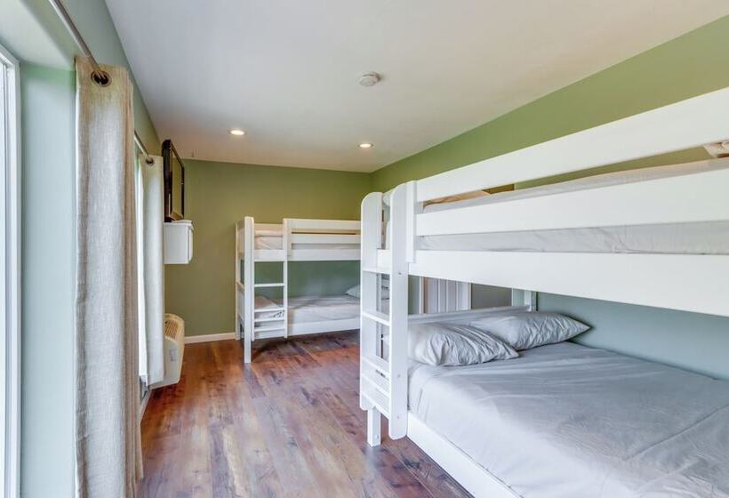 Lake View Osage Beach Resort Home W/ Game Room!