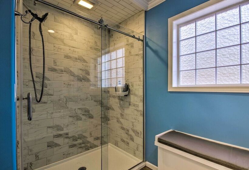 Lake View Osage Beach Resort Home W/ Game Room!