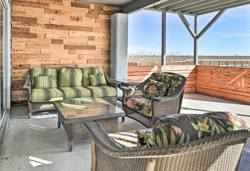 Luxurious Waterfront Home W/ Private Pier & Views!