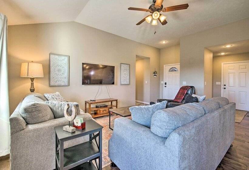 Ozark Home: Pool Access, Deck & Fenced Yard