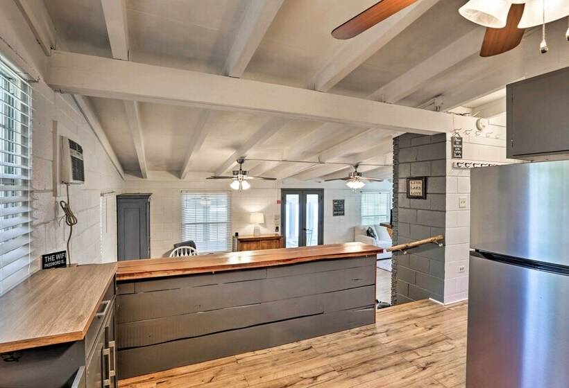 Peaceful Escape W/ Boat Dock On Lake Talquin!