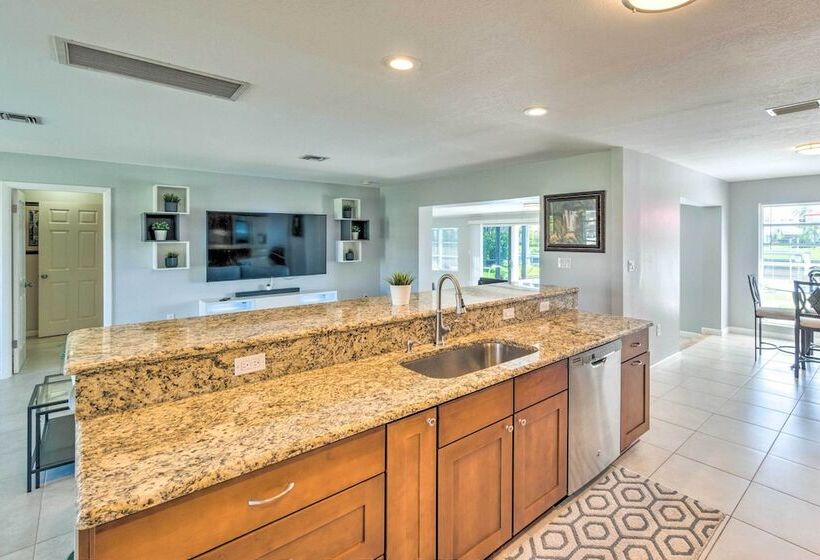 Punta Gorda Escape W/ Private Lanai & Pool!