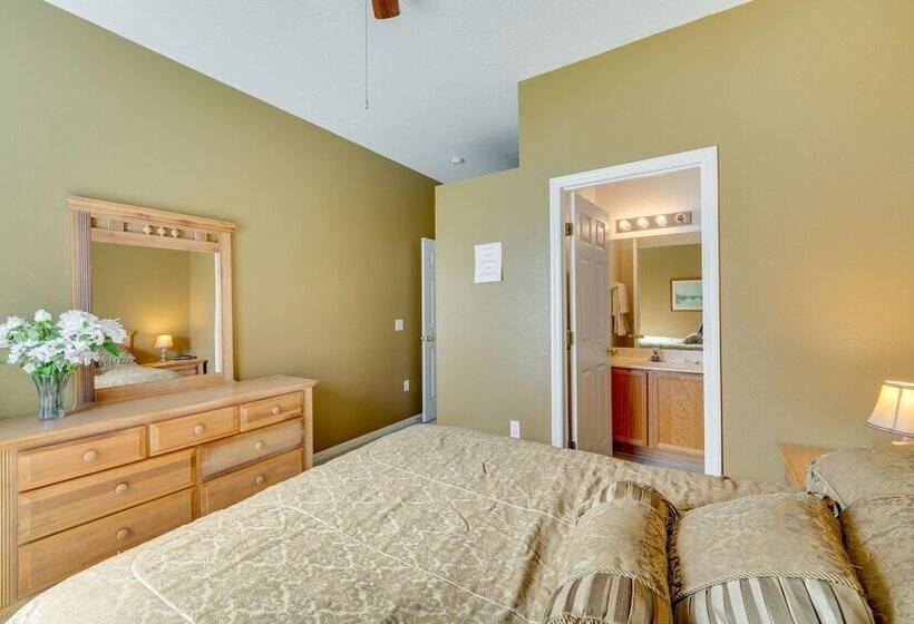 Lake View Escape W/ Lanai In Kissimmee!