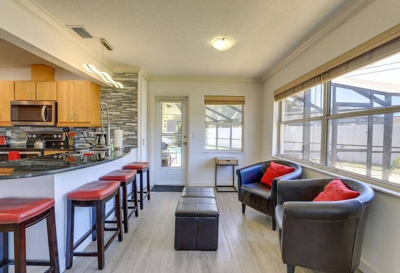 Sarasota House W/ Private Pool   4 Mi To Beach!