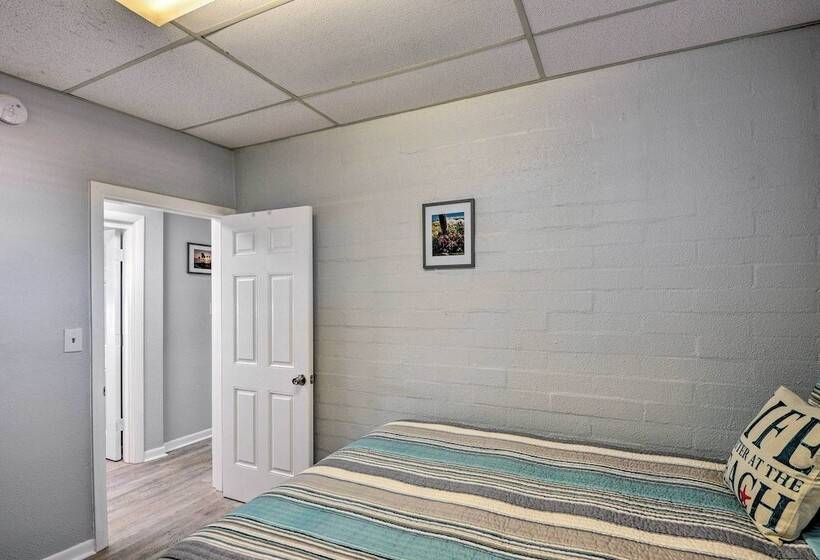 Serene Daytona Beach House W/ Private Yard!