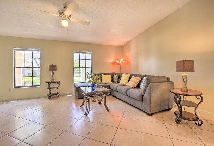Stunning Retreat ~ 3 Miles To Pier!