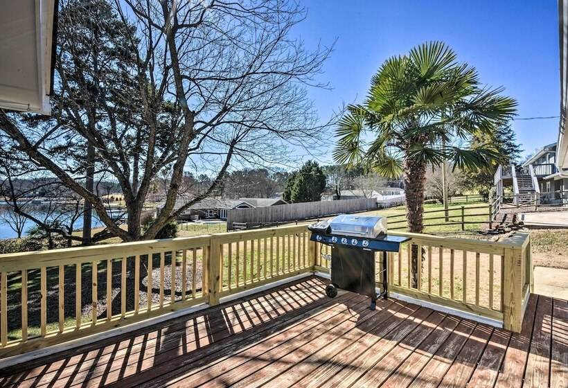 Stunning Seneca Home W/ Lake Keowee Access!
