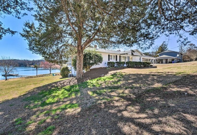 Stunning Seneca Home W/ Lake Keowee Access!