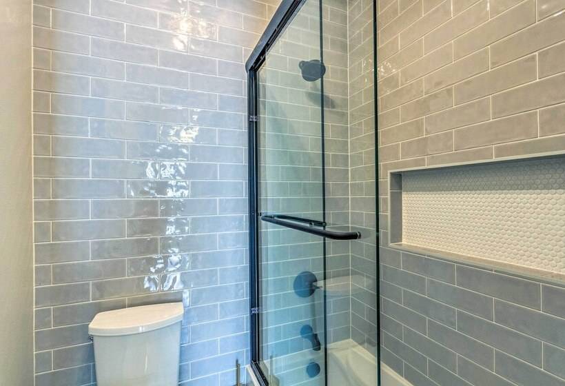 Sunny Fl Home  Miss Millies Landing  W/ Deck!