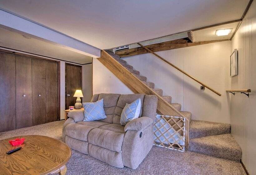 Sunrise Beach Cottage W/ Dock & Boat Launch!