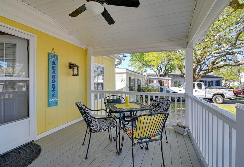 Walk To Ocean: Surfside Beach Home W/ Pool Access