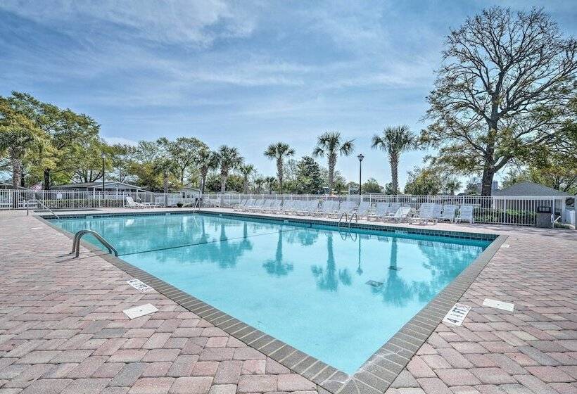 Surfside Beach Home W/ Resort Perks: Walk To Beach