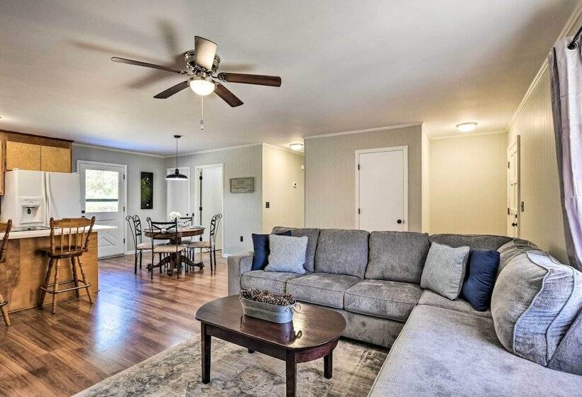 Tranquil Country Retreat Close To Greenville!