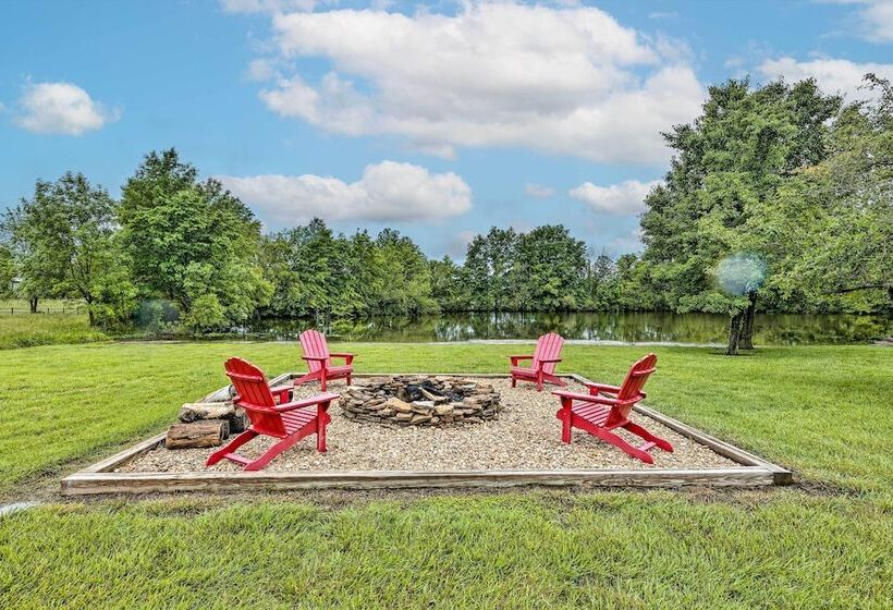 Waterfront Missouri Escape W/ Private Pond & Dock!