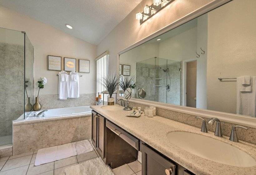 Apopka Single Story Home W/ Private Lanai + Pool!