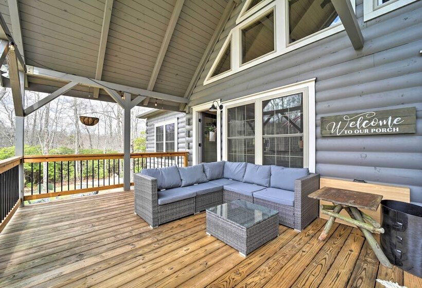 Deck + Fire Pits: Lake Toxaway Getaway!