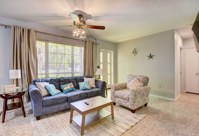 Bradenton Cottage W/ Screened Pool: 12 Mi To Beach