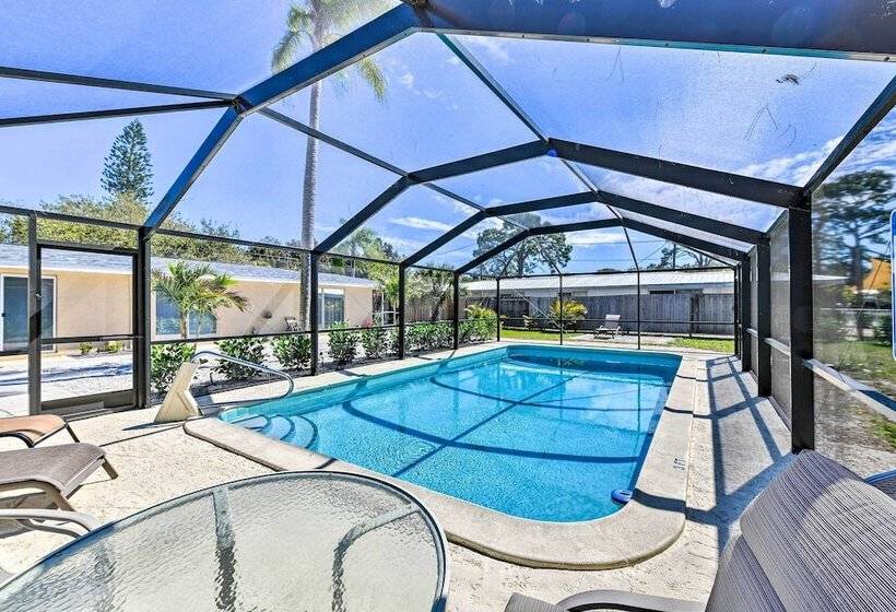 Coastal Oasis W/ Shared Pool, 2 Mi To Beach!