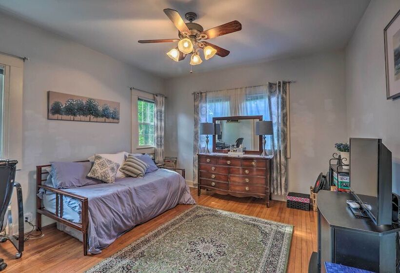 Cozy Birmingham Abode < 7 Mi To Downtown Fun!