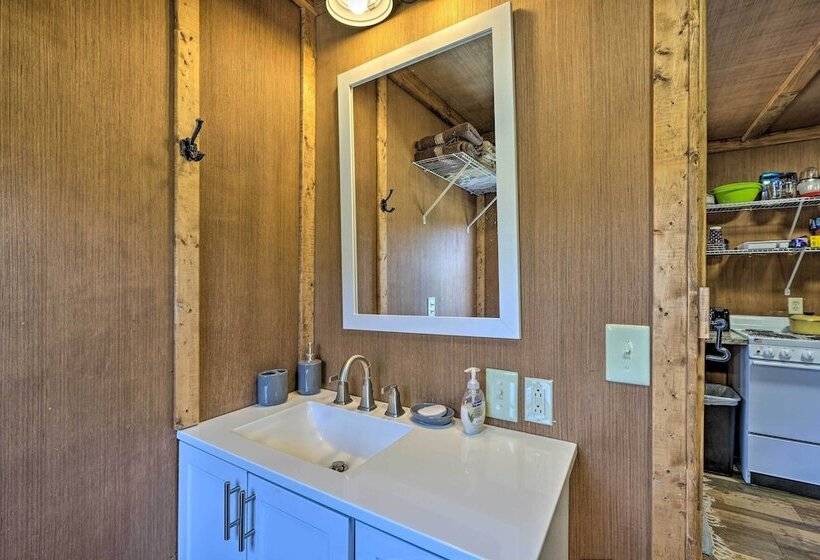 Cozy Cookson Cabin W/ Fire Pit: 1 Mi To Lake!