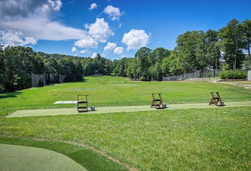 Putt Putt, Pickleball + Trails: Glenville Getaway