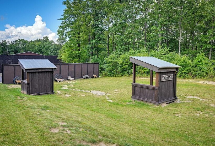 Putt Putt, Pickleball + Trails: Glenville Getaway