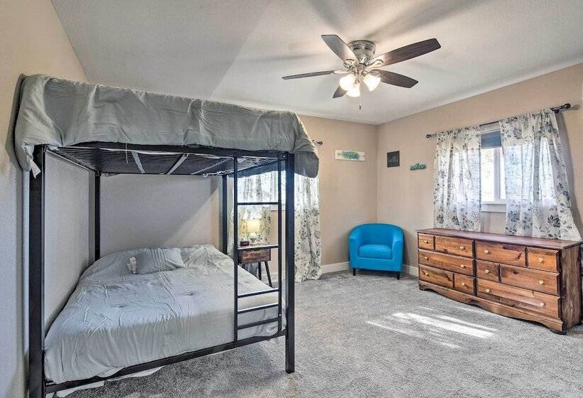 Cozy Retreat W/ Yard Space ~ 11 Mi To Longmont!