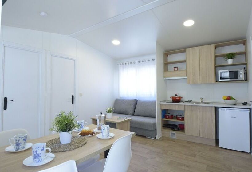 בית מלון כפרי Camping Urbión