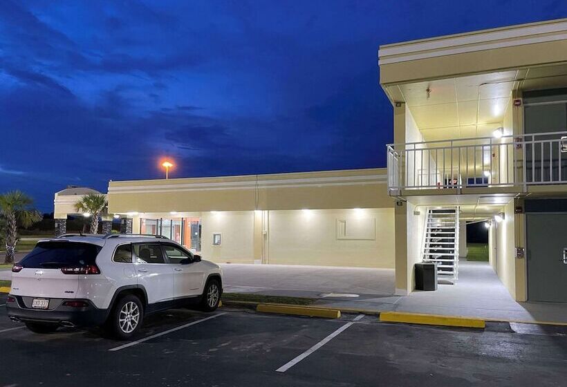 فندق Quality Inn